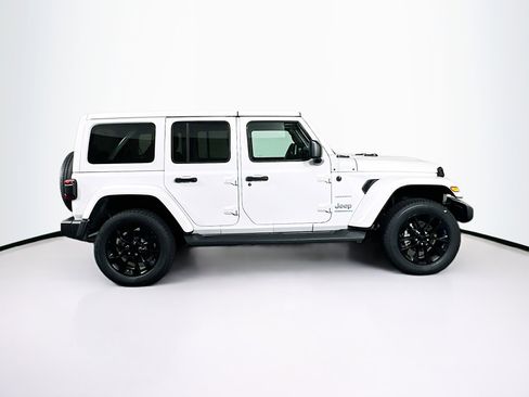 Used 2023 Jeep Wrangler Sahara w/ Cold Weather Group AWD/4WD image 10