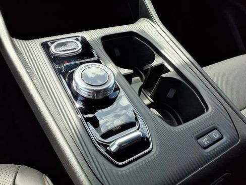 New 2026 Jeep Cherokee Limited image 13