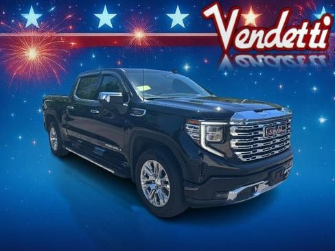 Used 2022 GMC Sierra 1500 Denali AWD/4WD image 3