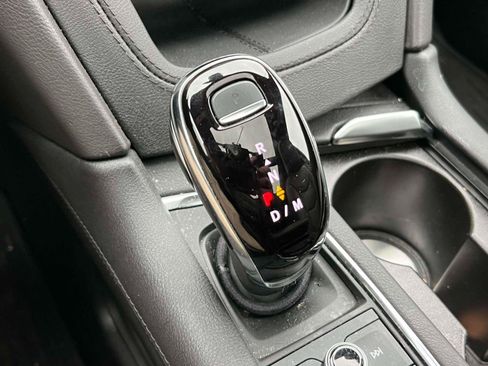 Certified 2023 Cadillac XT5 Premium Luxury image 16