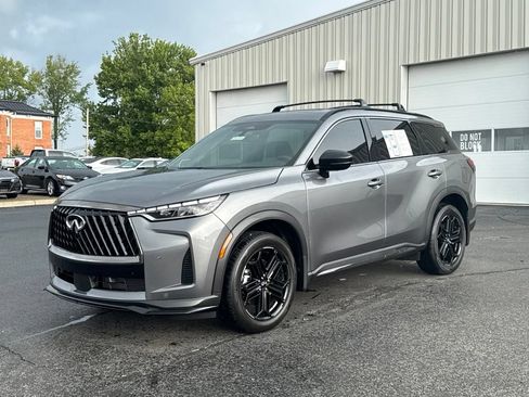 Used 2026 INFINITI QX60 Sport AWD/4WD image 3