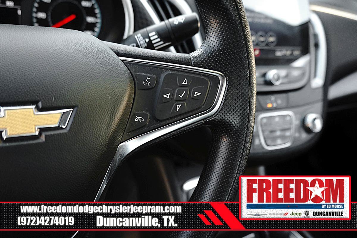 Used 2025 Chevrolet Malibu LT FWD image 25