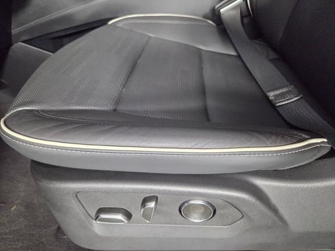 Used 2024 Cadillac Escalade Sport w/ LPO, ONYX Package AWD/4WD image 11