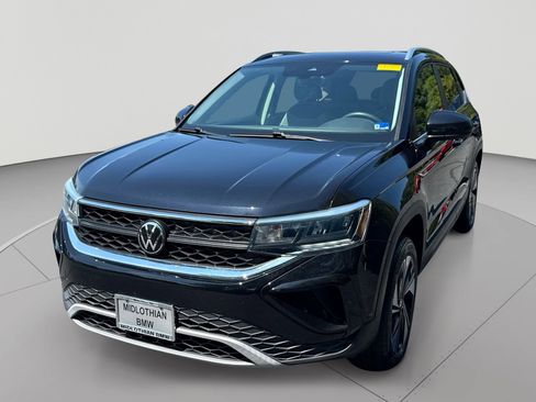 Used 2024 Volkswagen Taos SE AWD/4WD image 11