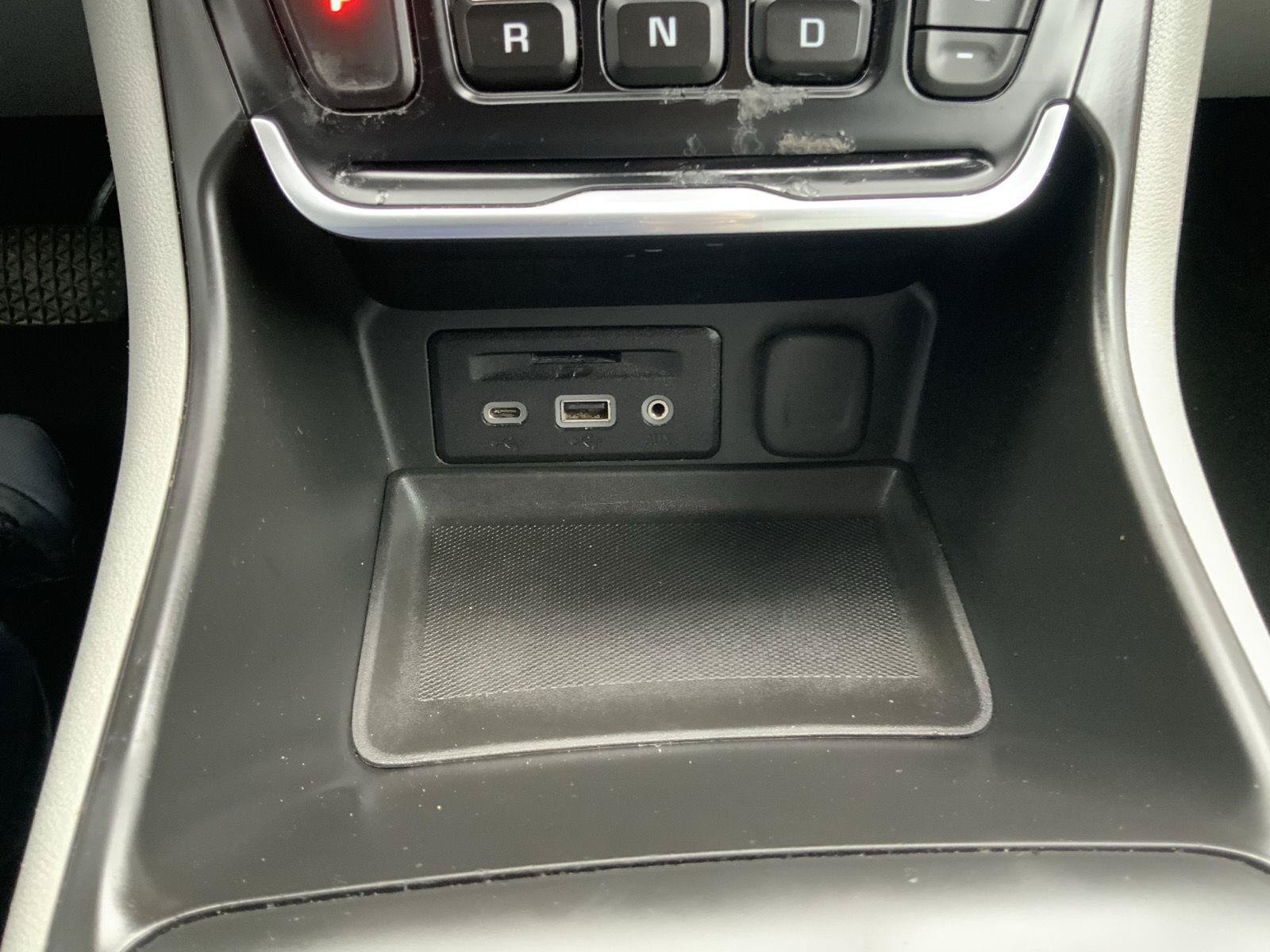 Used 2018 GMC Terrain SLT w/ Preferred Package FWD image 41