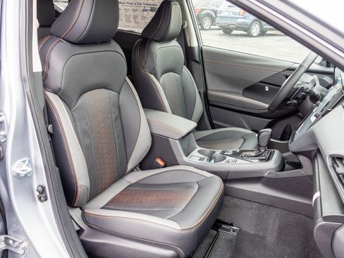 New 2026 Subaru Crosstrek 2.5i Limited w/ Crosstrek Mirror Package image 40