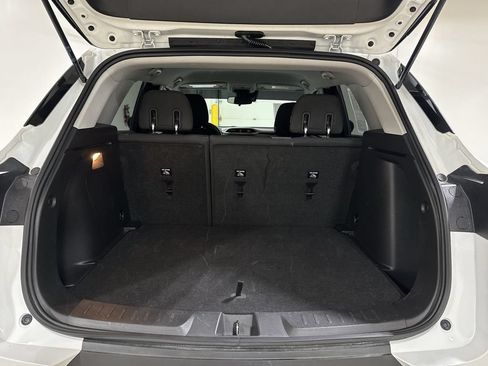Used 2023 Chevrolet TrailBlazer LT FWD image 23