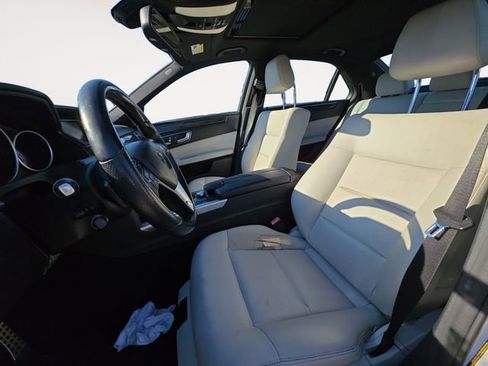 Used 2015 Mercedes-Benz E 350 Sedan image 5