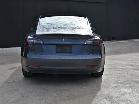 Used 2023 Tesla Model 3 Standard Range RWD image 5