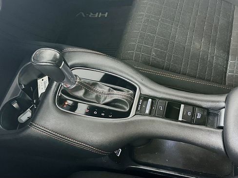 Used 2023 Honda HR-V Sport image 16