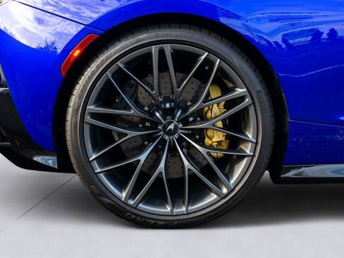 New 2025 McLaren GTS RWD image 31