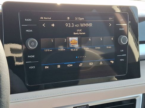 New 2026 Volkswagen Taos SE AWD/4WD image 12