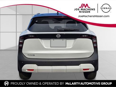 New 2026 Nissan Kicks SV FWD image 5