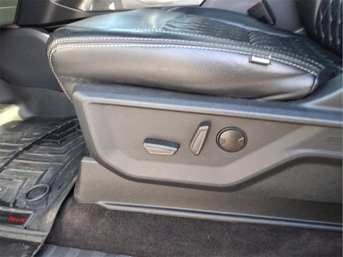 Used 2022 Ford F150 XLT w/ Equipment Group 302A High image 18