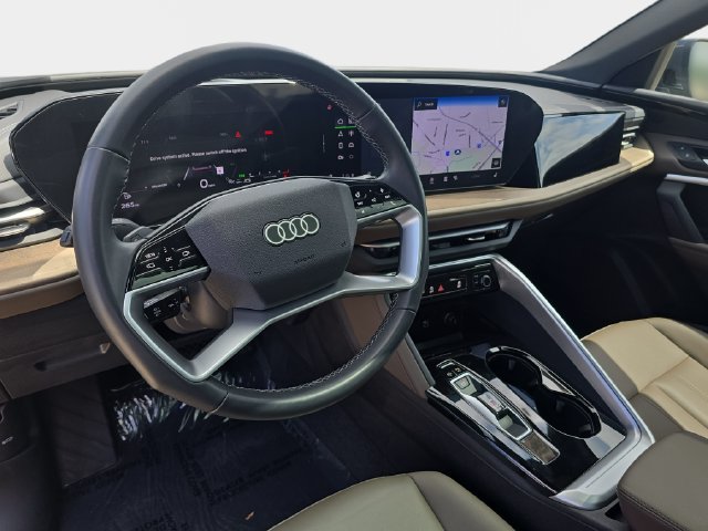 Used 2025 Audi Q5 Premium w/ Convenience Package AWD/4WD image 19