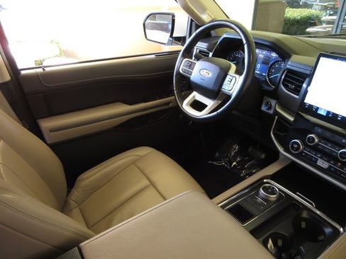 Certified 2024 Ford Expedition Max XLT image 22