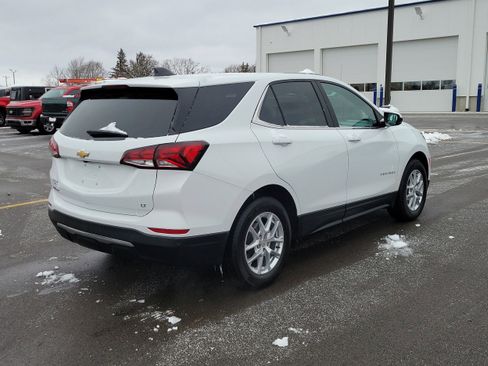 Used 2022 Chevrolet Equinox LT image 4
