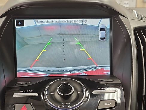 Used 2017 Ford Escape Titanium image 22