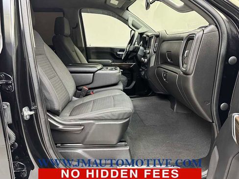 Used 2022 Chevrolet Silverado 2500 LT w/ Convenience Package image 19