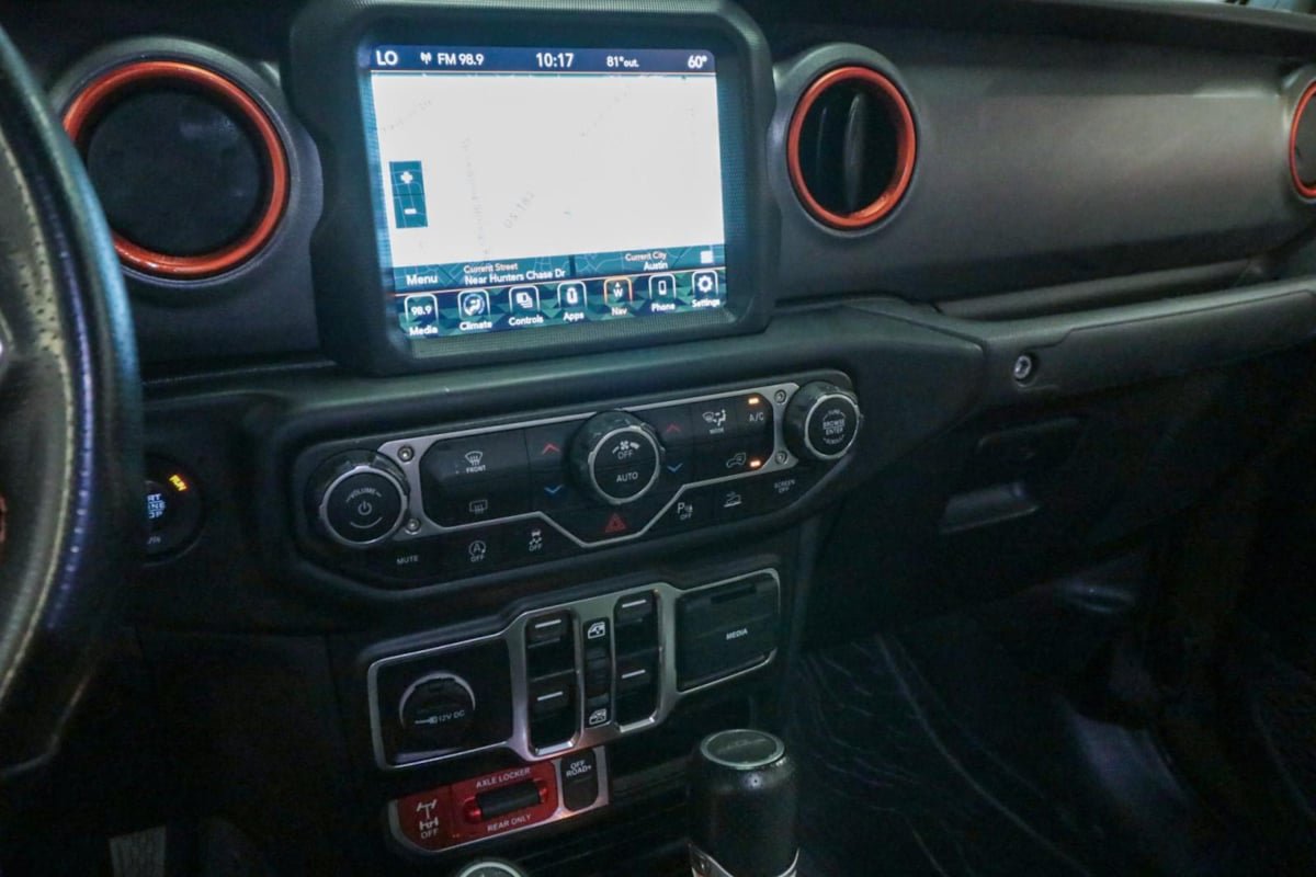 Used 2021 Jeep Gladiator Mojave AWD/4WD image 17
