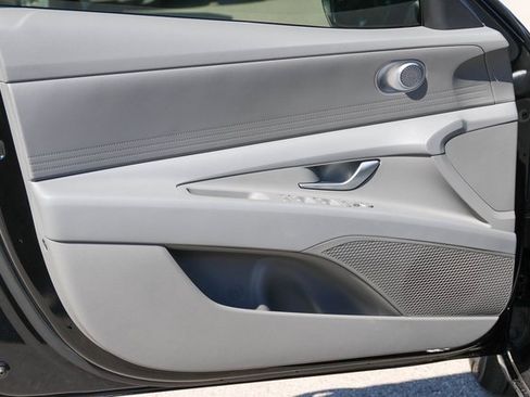 New 2025 Hyundai Elantra Blue image 8