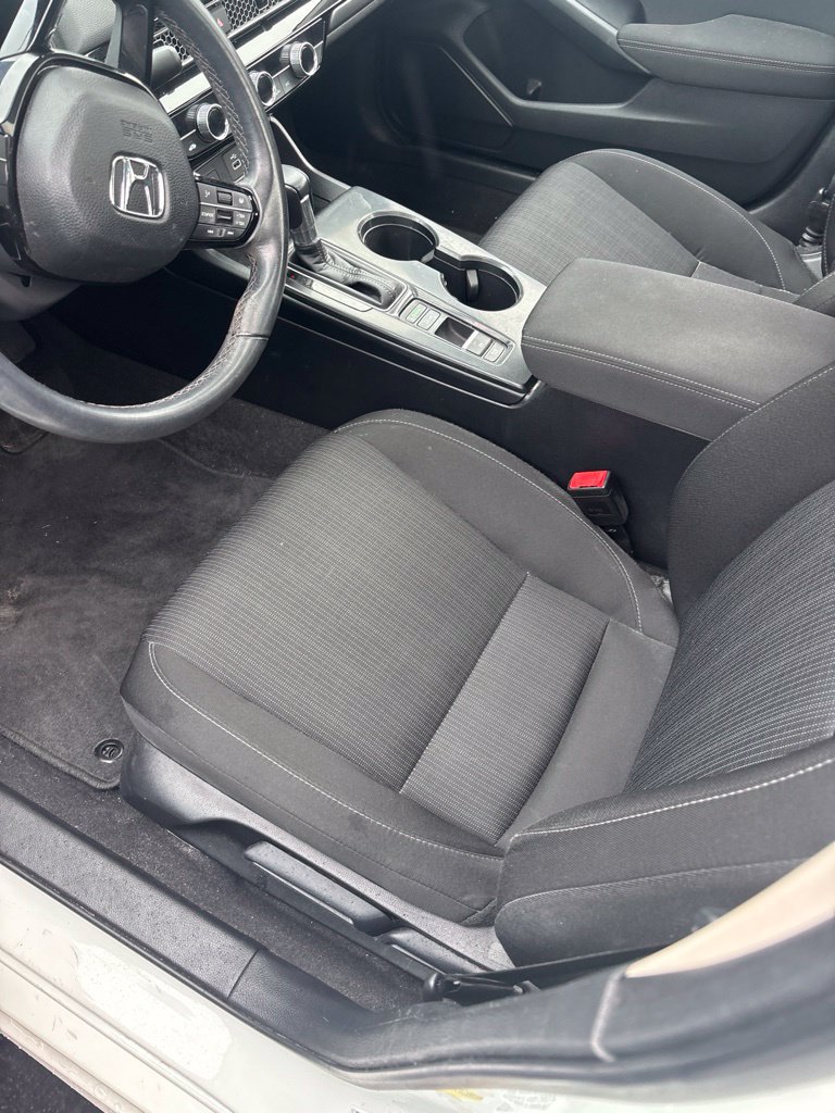 Used 2024 Honda Civic EX image 1