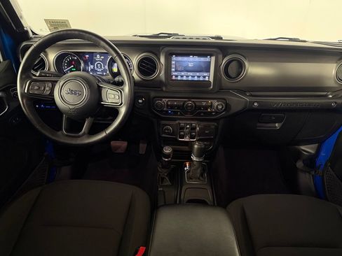 Used 2023 Jeep Wrangler Unlimited w/ Cold Weather Group AWD/4WD image 22