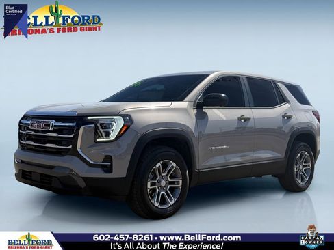 Used 2026 GMC Terrain Elevation w/ Technology Package II FWD image 1
