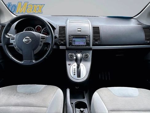 Used 2012 Nissan Sentra 2.0 SR w/ Special Edition Pkg FWD image 10
