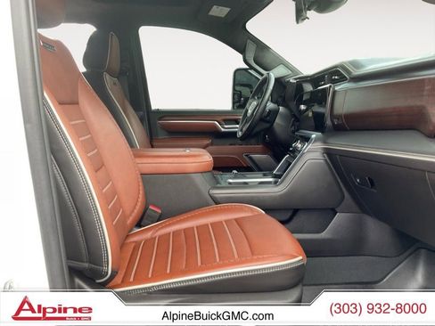 Used 2025 GMC Sierra 3500 Denali Ultimate image 15