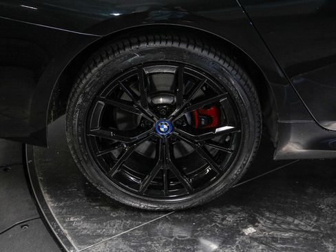 Certified 2023 BMW 530e w/ M Sport Package image 8