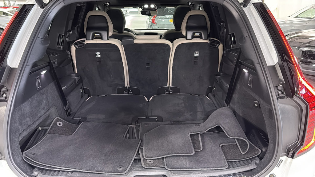 Certified 2026 Volvo XC90 B6 Plus AWD/4WD image 25