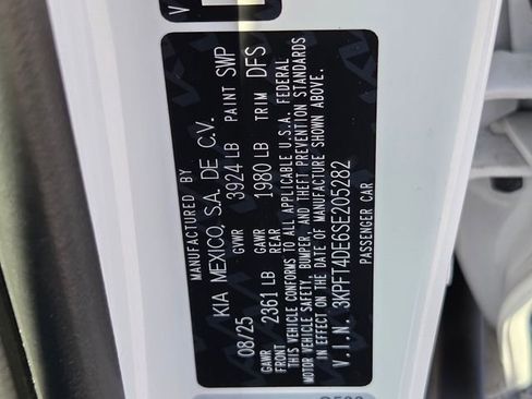 Used 2025 Kia K4 LXS FWD image 30