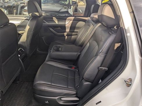 Used 2024 MAZDA CX-90 3.3 Turbo w/ Preferred Package image 11