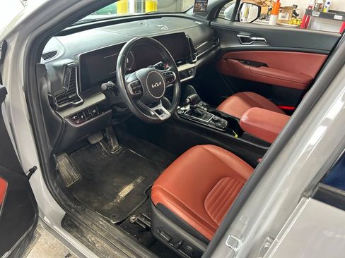 Used 2023 Kia Sportage SX AWD/4WD image 3