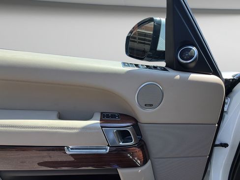 Used 2016 Land Rover Range Rover HSE AWD/4WD image 26