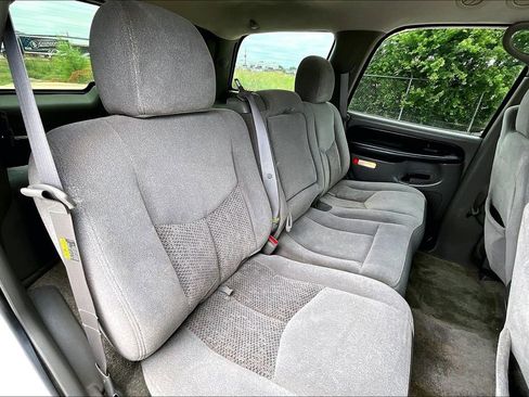 Used 2003 Chevrolet Tahoe LS w/ Cargo Package RWD image 32
