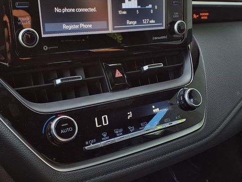 Certified 2022 Toyota Corolla SE image 10