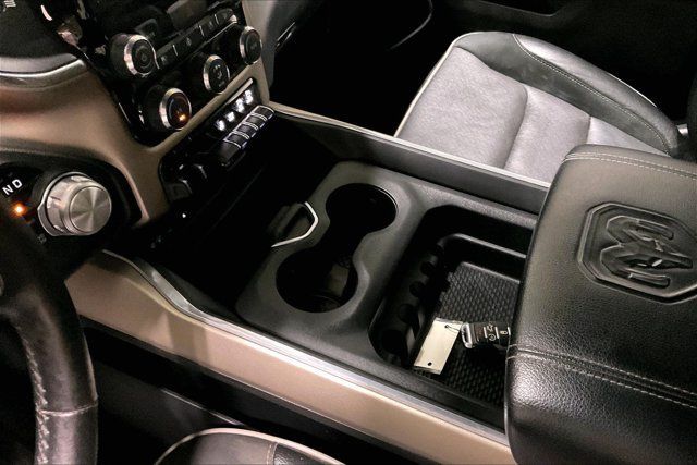 Used 2019 RAM 1500 Laramie AWD/4WD image 17