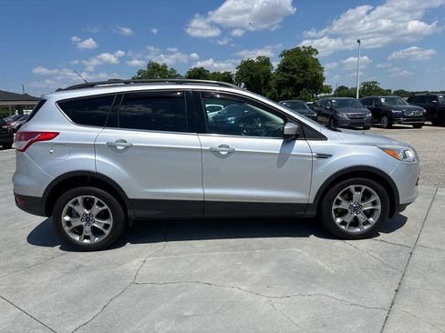 Used 2014 Ford Escape SE w/ Equipment Group 201A FWD image 3