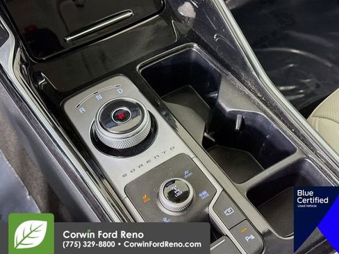 Used 2023 Kia Sorento SX Prestige w/ Panoramic Sunroof Package AWD/4WD image 20