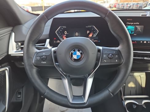 Used 2025 BMW X2 xDrive28i image 17