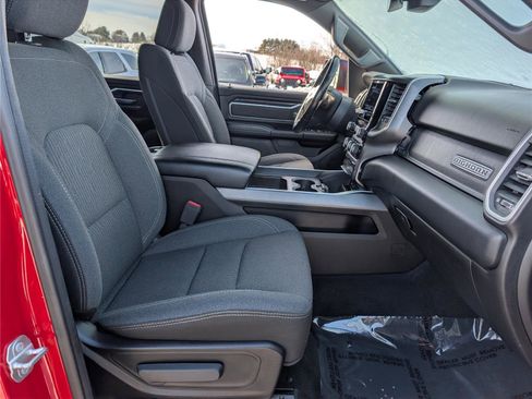 Used 2019 RAM 1500 Big Horn image 11