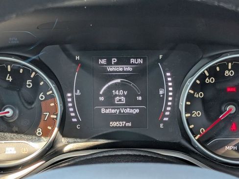 Used 2021 Jeep Compass Latitude w/ Sun and Sound Group FWD image 13