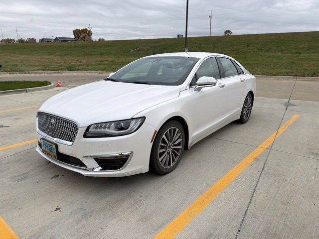 Used 2019 Lincoln MKZ Reserve FWD image 7