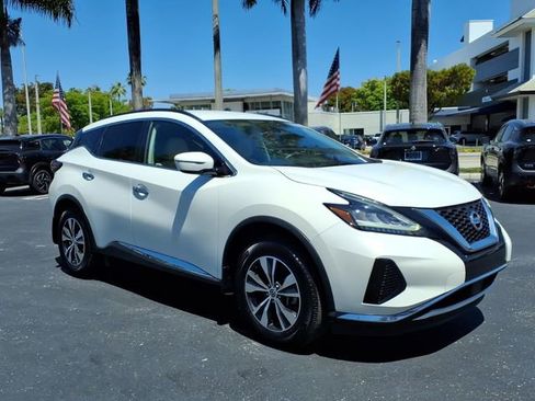 Used 2020 Nissan Murano SV FWD image 16