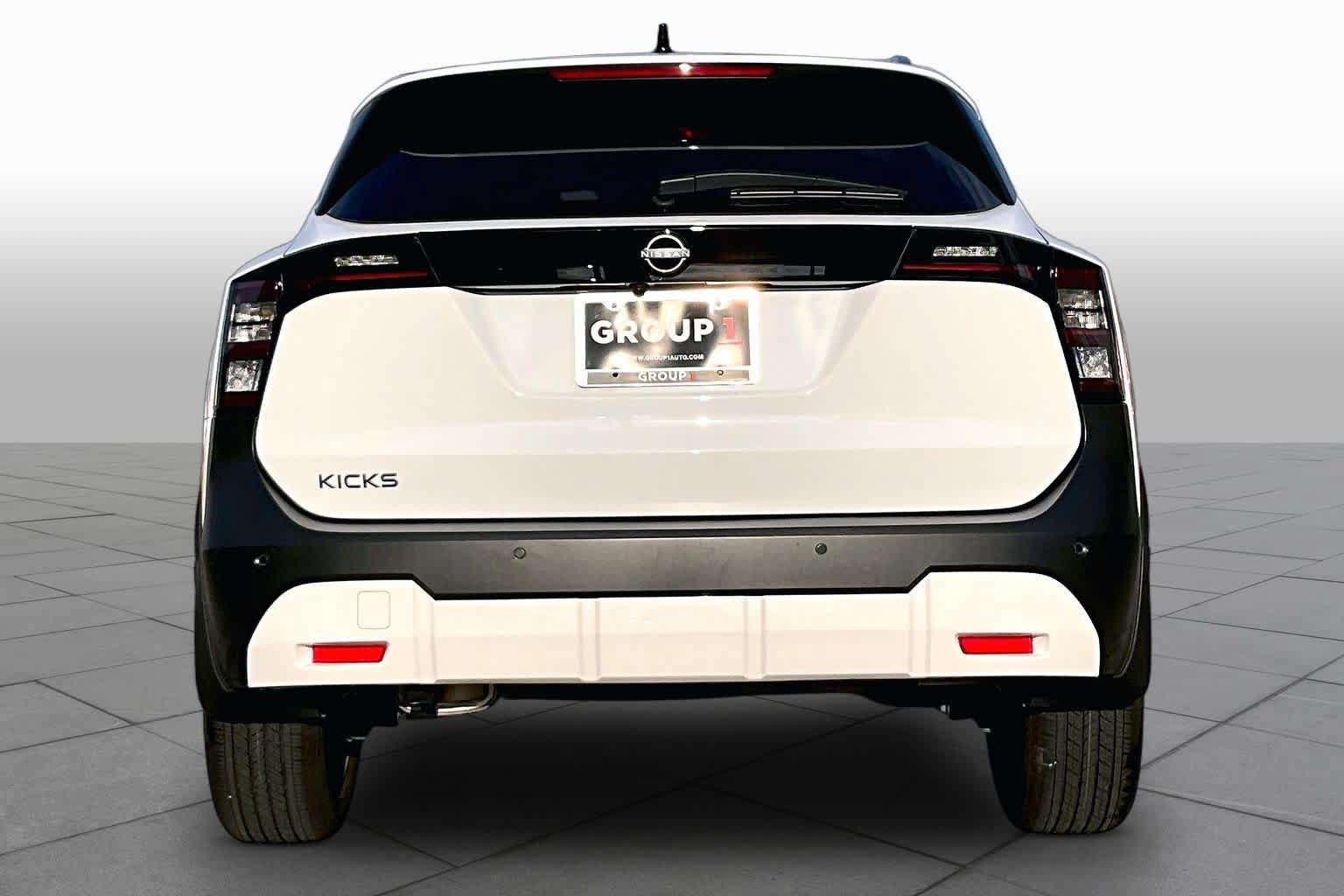 Certified 2026 Nissan Kicks SV FWD image 5