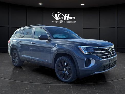 New 2026 Volkswagen Atlas SE AWD/4WD image 1