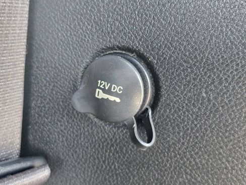 Used 2021 Dodge Durango R/T w/ Technology Group RWD image 16