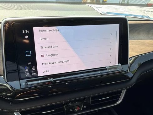 New 2026 Volkswagen Atlas SE FWD image 21